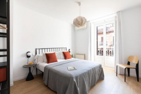 Отель Aspasios Calle Mayor Apartments  Мадрид